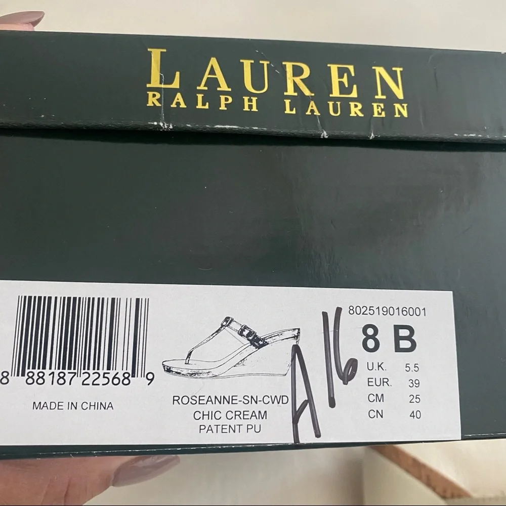 Ralph Lauren Sandals NEW in Box - Picture 5 of 6